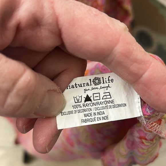 NWOT Natural Life Summer Dress. 100% rayon.
1X - Picture 7 of 7